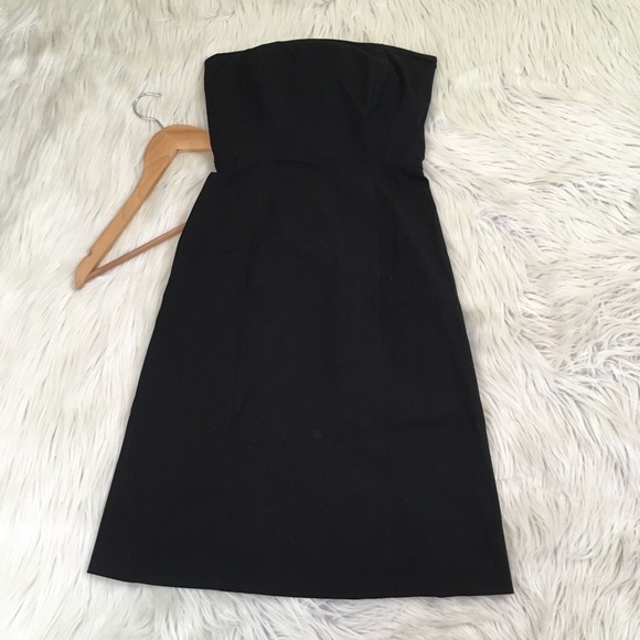 Ann Taylor Dresses & Skirts - Ann Taylor Strapless Solid Black Dress